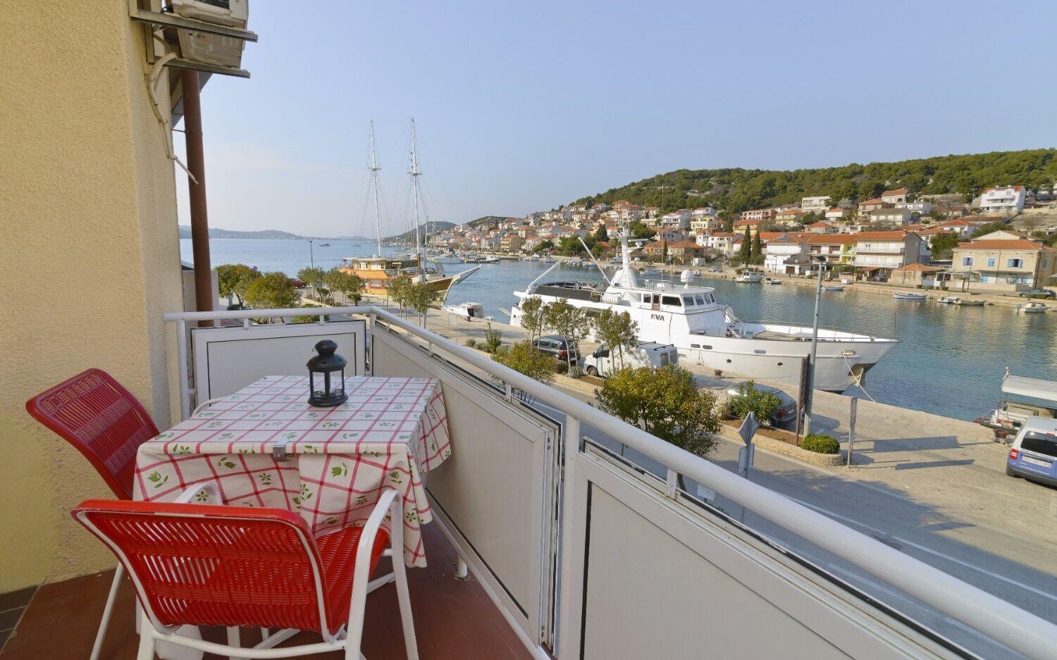 Apartments Ive - With Sea View Tisno Luaran gambar