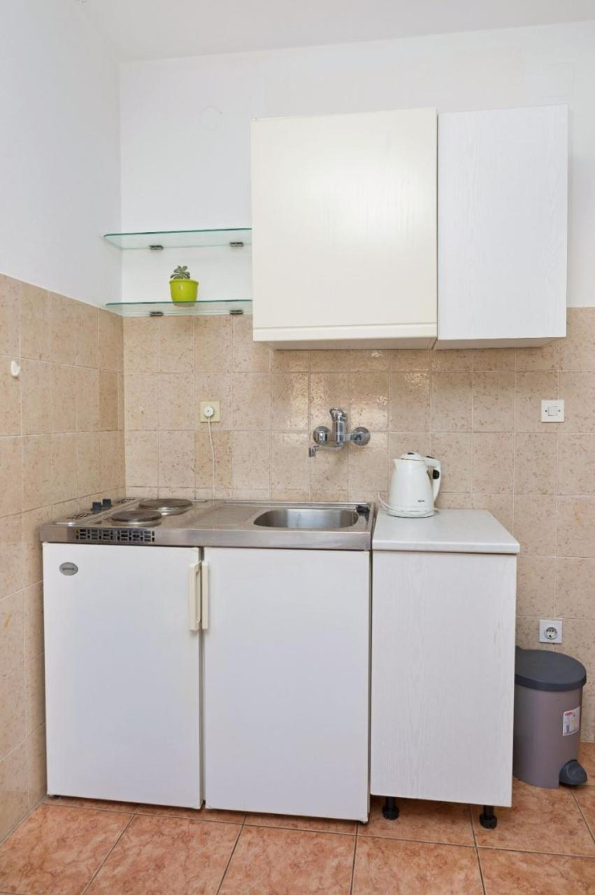 Apartments Ive - With Sea View Tisno Luaran gambar