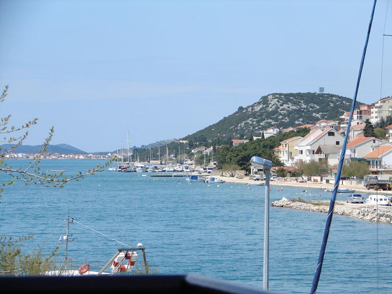 Apartments Ive - With Sea View Tisno Luaran gambar