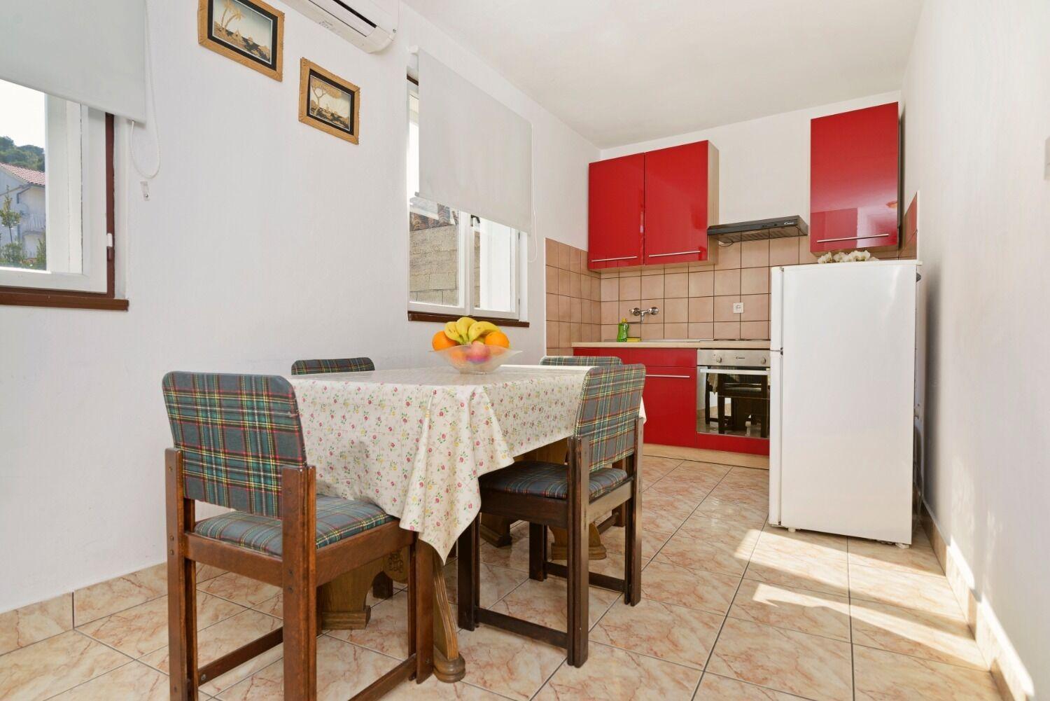 Apartments Ive - With Sea View Tisno Luaran gambar
